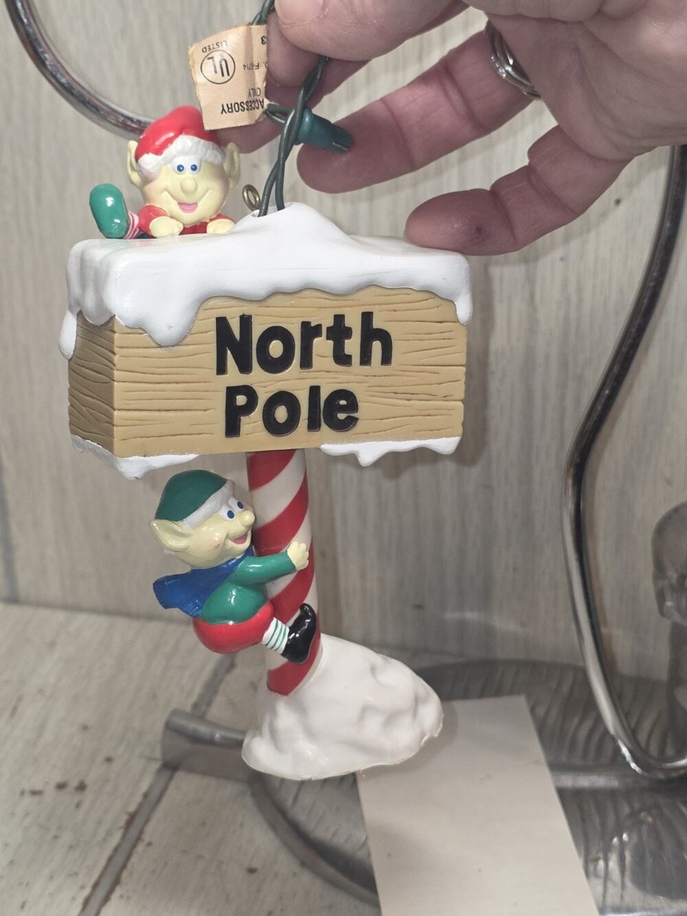 1989 Noma Ornamotion Elves And North Pole Sign Moving Ornament in Original Box